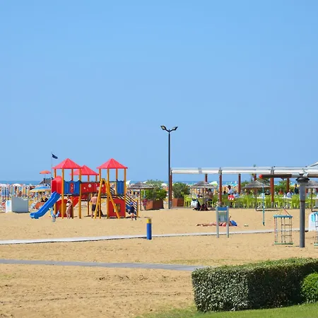 Sequoia Apartman Bibione